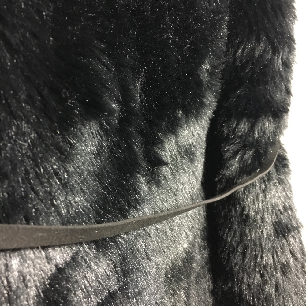 Black Faux Fur Vest With Suede Belt - Picture 3 of 4